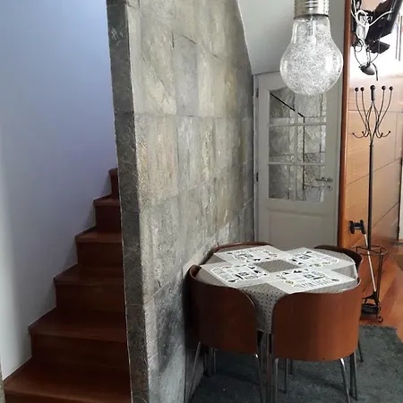 בית נופש Unique House שטובל