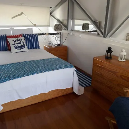 בית נופש Unique House *